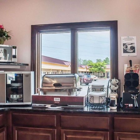 Amherst Inn & Suites المظهر الخارجي الصورة